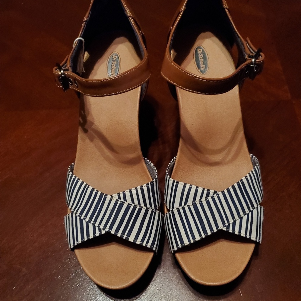 Shoes - Picture 2 of 2